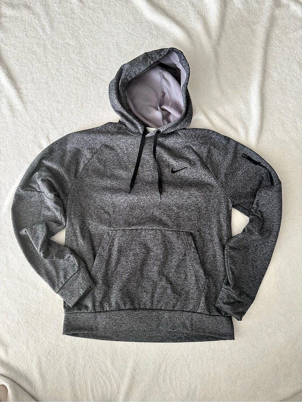 Nike Therma-FIT Pocket Pullover Fleece Hoodie Gray Medium